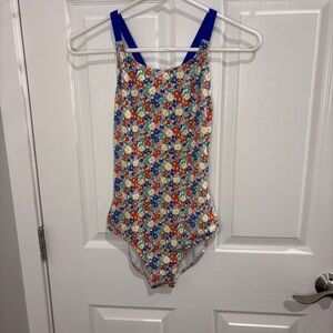 🔴 Mini Boden floral swimsuit